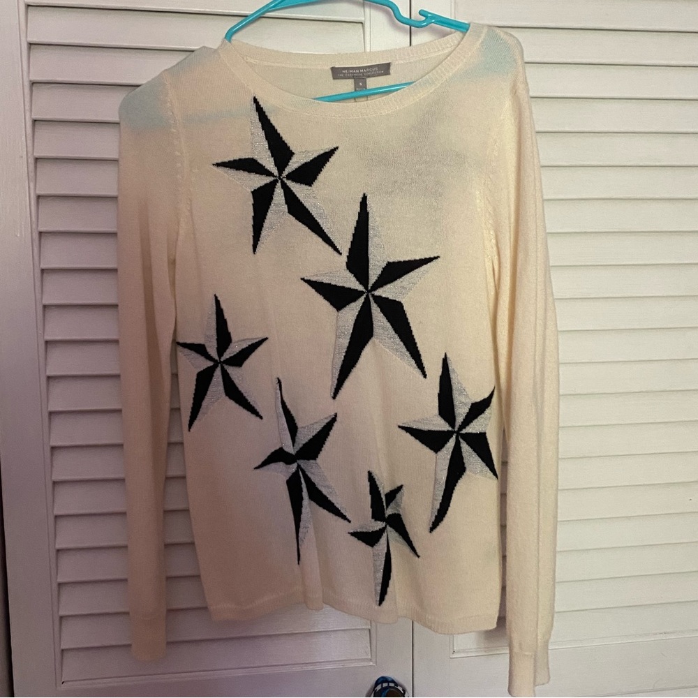 Neiman Marcus Cashmere Sweater